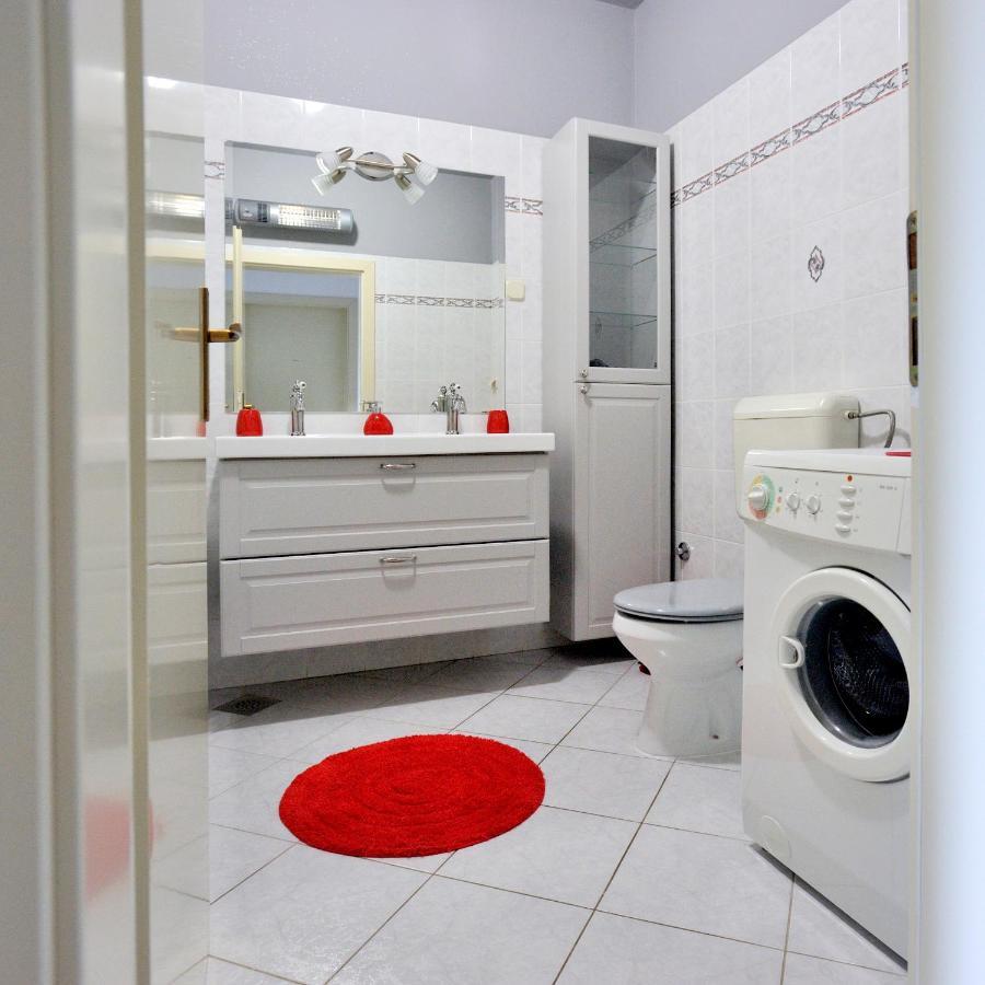 Apartment Vinja Porec - Privat Garden - Whirlpool Exterior photo