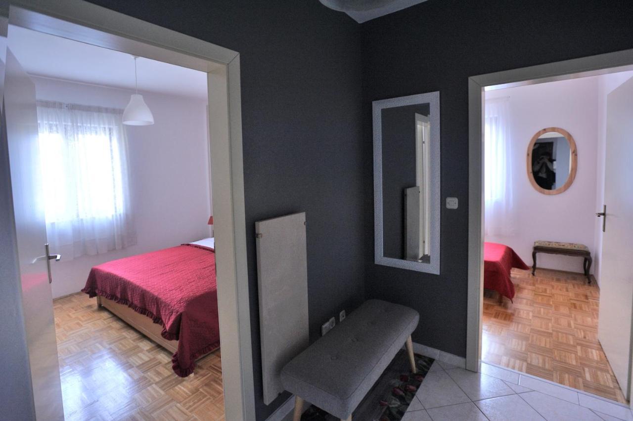 Apartment Vinja Porec - Privat Garden - Whirlpool Exterior photo